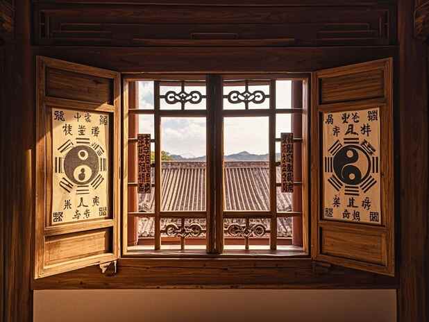 属狗人在2024年的运势预报：整体运如何
